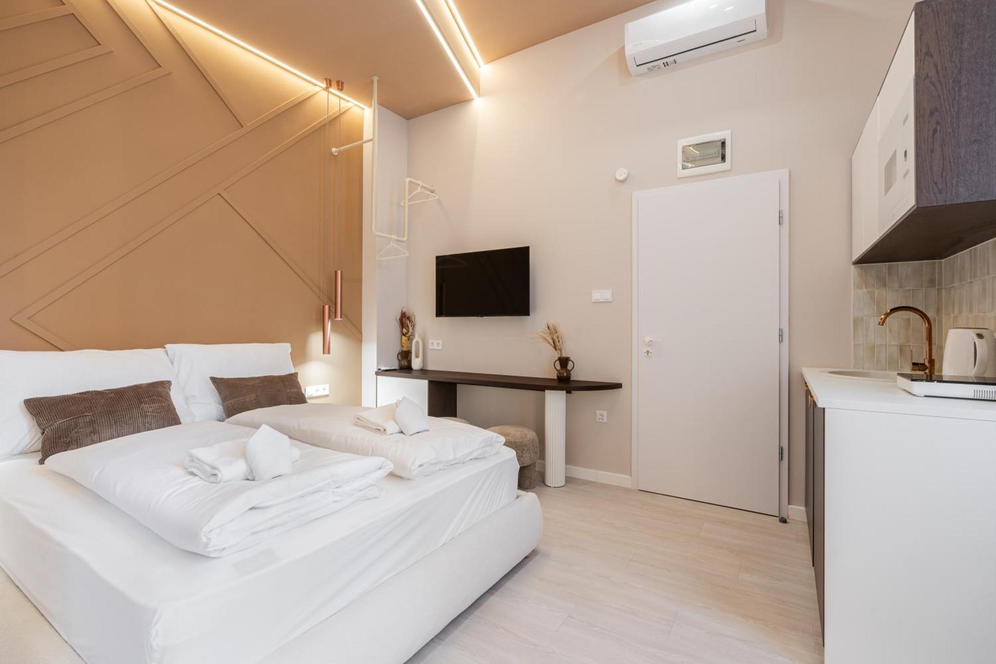 W18 - Boutique Apartments, Location By Bqa Apartment